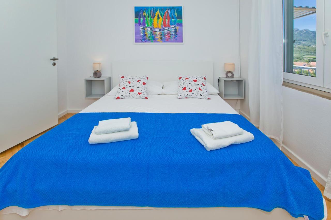 Tota Glamur Apartman Jelsa